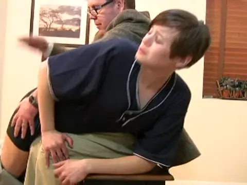 Poster: Lorraine - Dress Debate, part 1 of