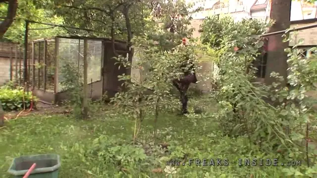 Poster: 2012-08-10 electric ponygirl #2