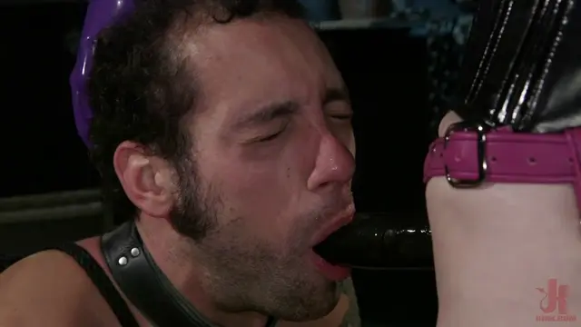 Poster: Divine Bitches – April 24, 2018 – Delirious Hunter, DJ