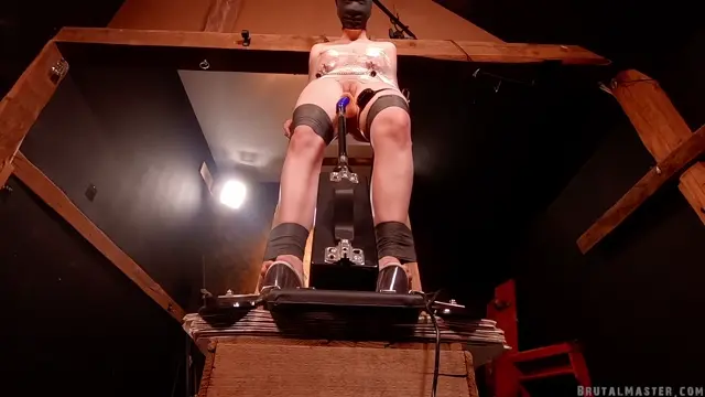 Poster: Brutal Master – It – Fucking Machine Bitch