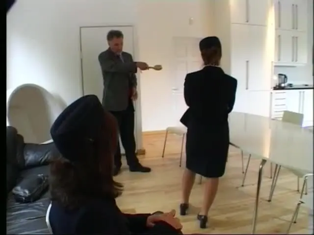 Poster: Firm Hand Spanking – MP4/SD – Michaela McGowen – OTK Air – O