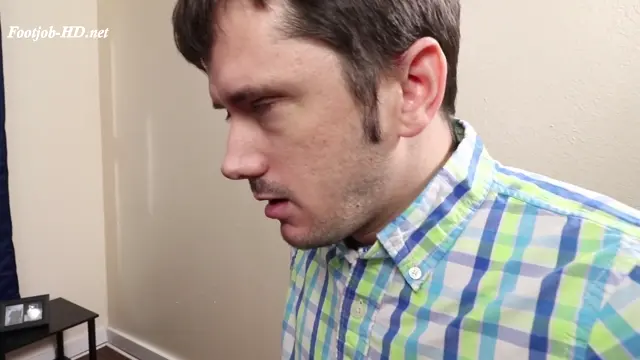 Poster: Caught: Humiliation Footjob – Ivory Soles