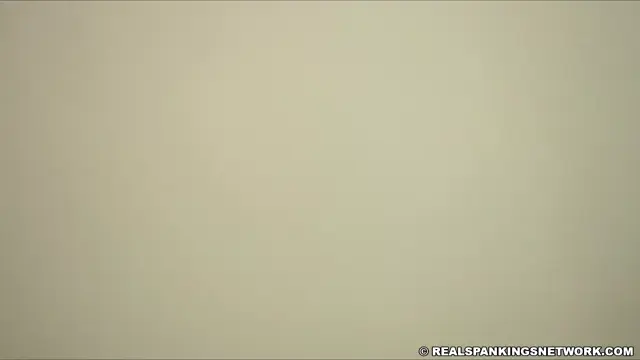 Poster: Voyeur Spanking: Ella