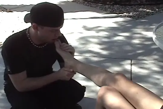 Poster: khf v v092616xt