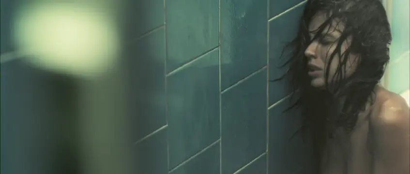 Poster: Hierro (2009) Nude Scenes