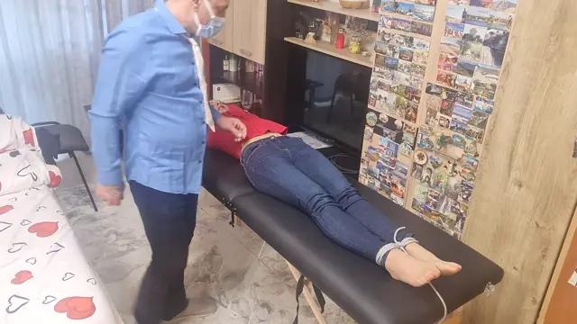 Poster: KinkyNaughtyCpl – Roleplay,Bondage, Tickling