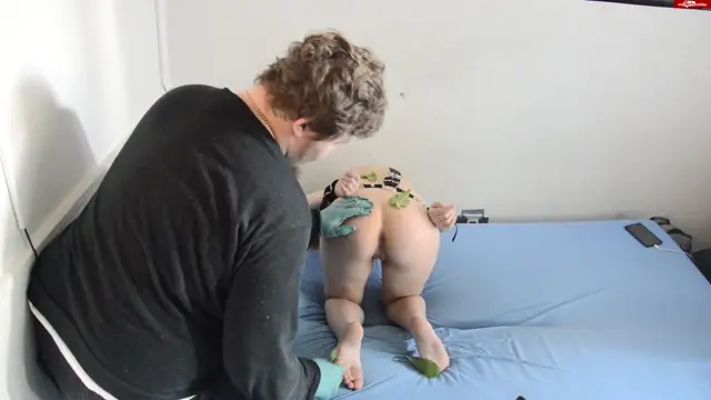 Poster: MissesGrey – Brennnesseln