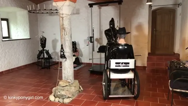 Poster: KP-XD-Slave-Ponygirl-2