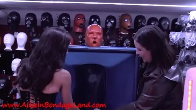 Poster: Studio Gum Showroom - Elise Graves Rubber Threesome