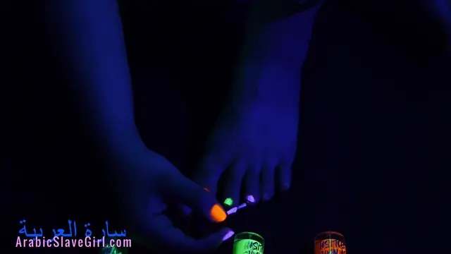 Poster: Foot Fetish , Black Light Toe Painting with Chill Music SFW
