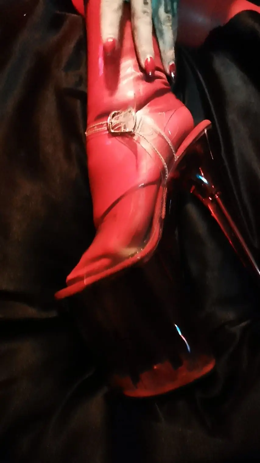 Poster: After shoot tease