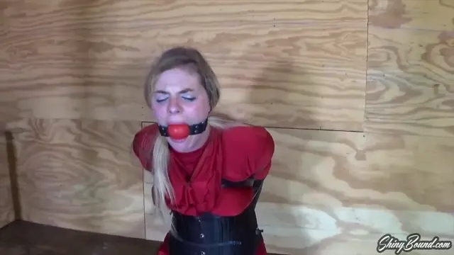 Poster: Kendra Lynn – LIVING DOLL ZIPTIED