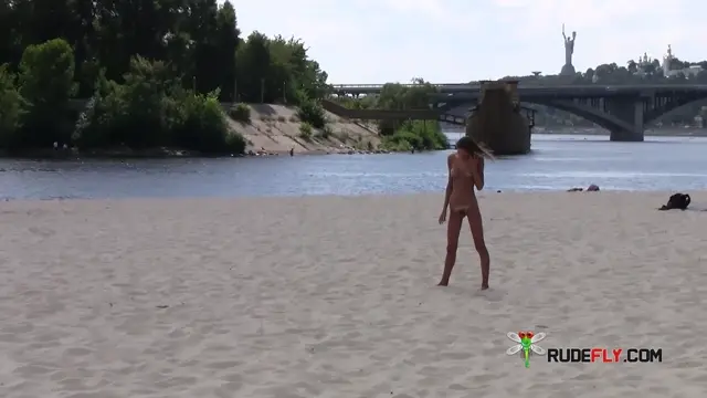 Poster: Nude Beach - New Pussy Boobs Views