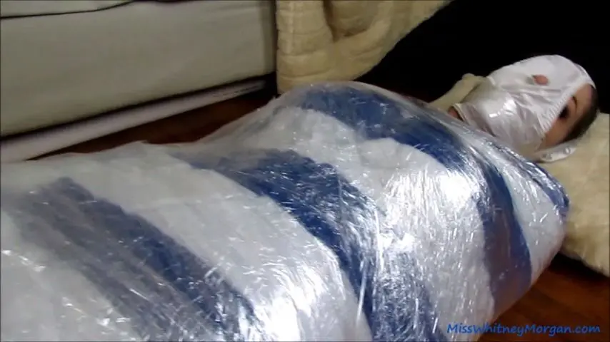 Poster: Terra Mizu Clear Tape Mummification